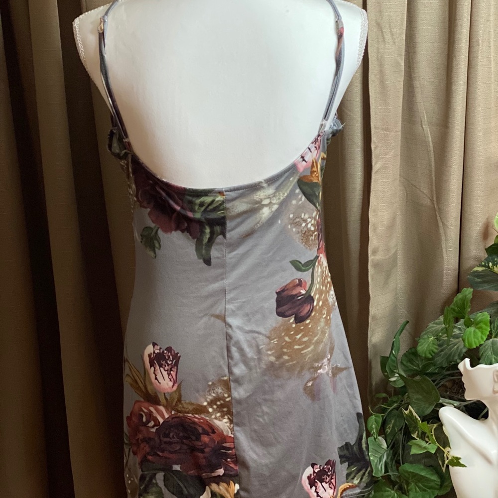 Dress - Picture 3 of 4